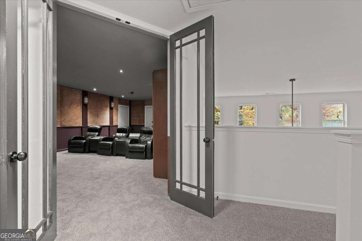 512 Oakbridge Drive Douglasville - 19