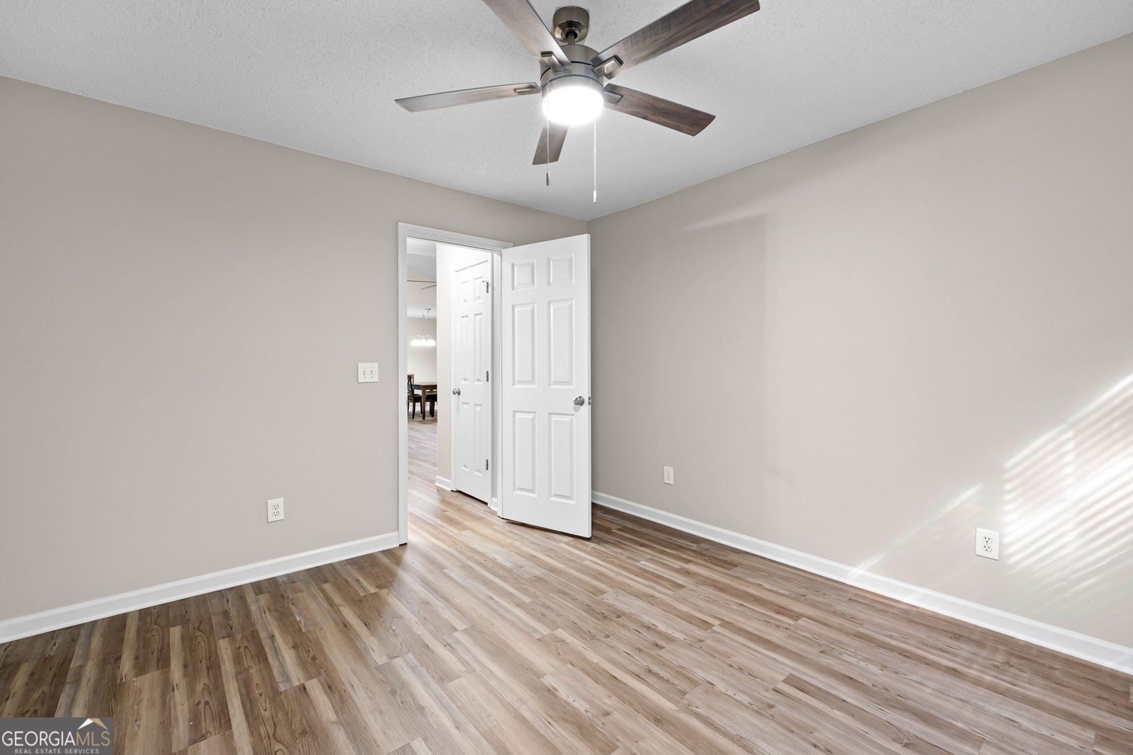 1229 Hampton Drive Hampton - 24