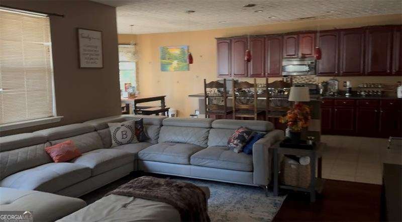 6164 Chastain Way Fairburn - 4