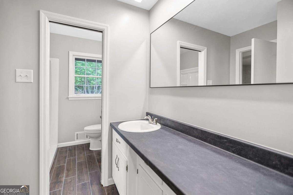 115 Linda Way Fayetteville - 26