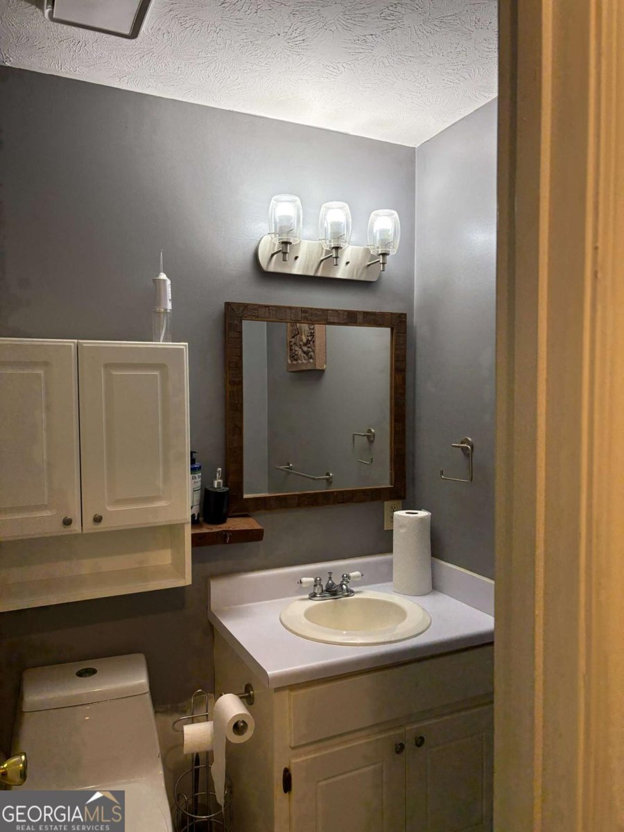 211 Brooks Lane Winder - 20