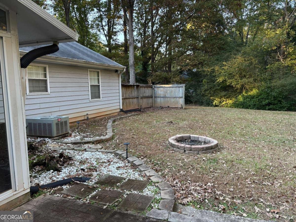 211 Brooks Lane Winder - 25