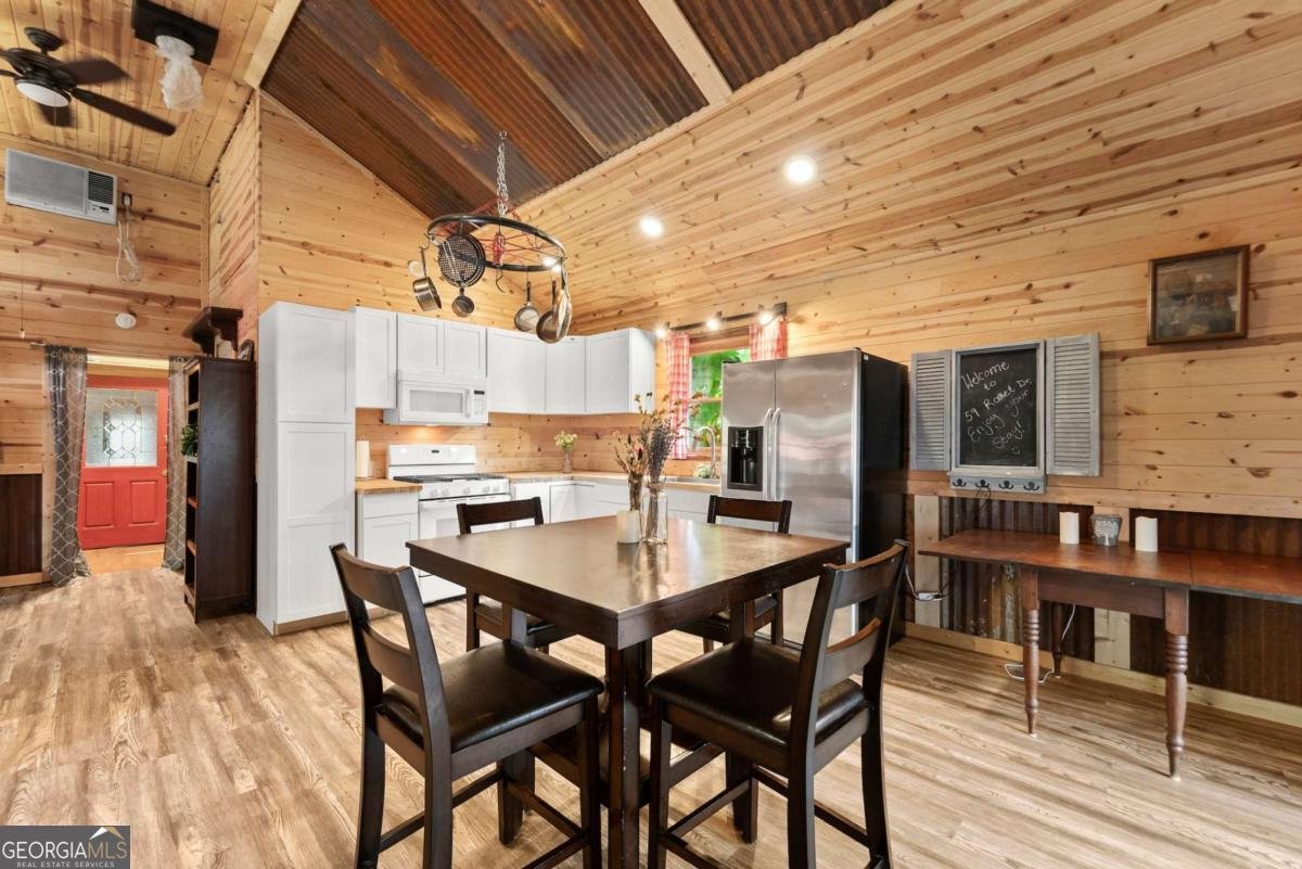 59 Rocket Drive Cleveland - 2