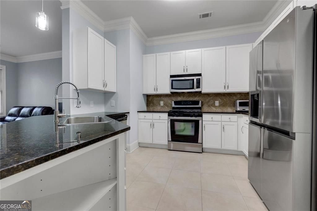 3621 Vinings Slope Atlanta - 14