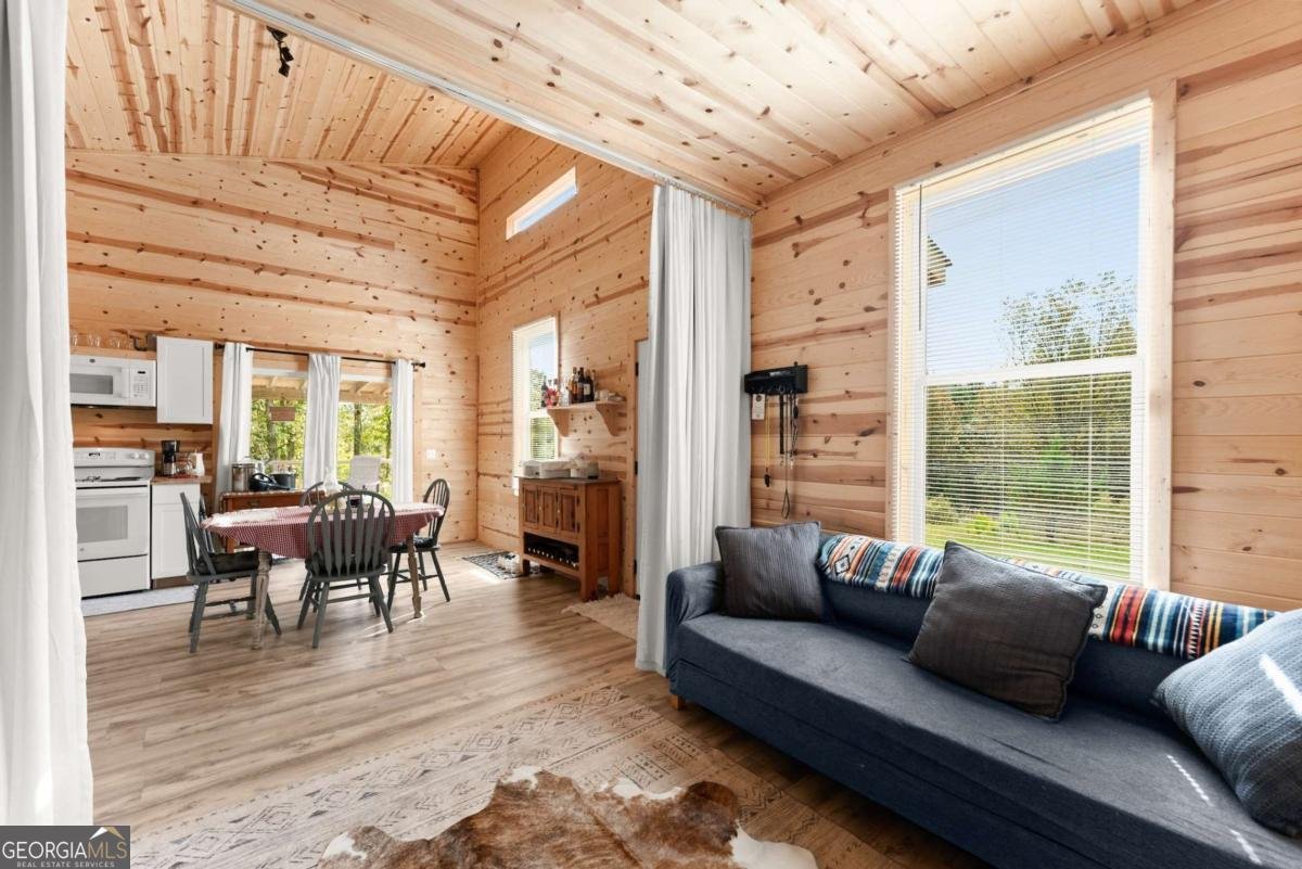 101 Rocket Drive Cleveland - 6