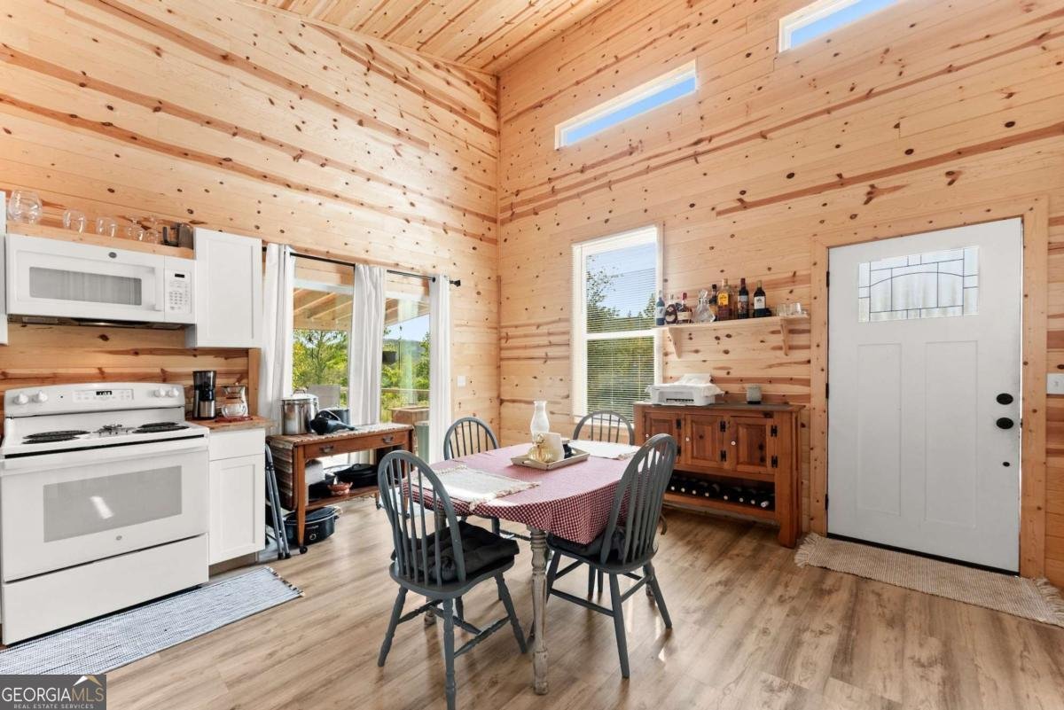 101 Rocket Drive Cleveland - 9