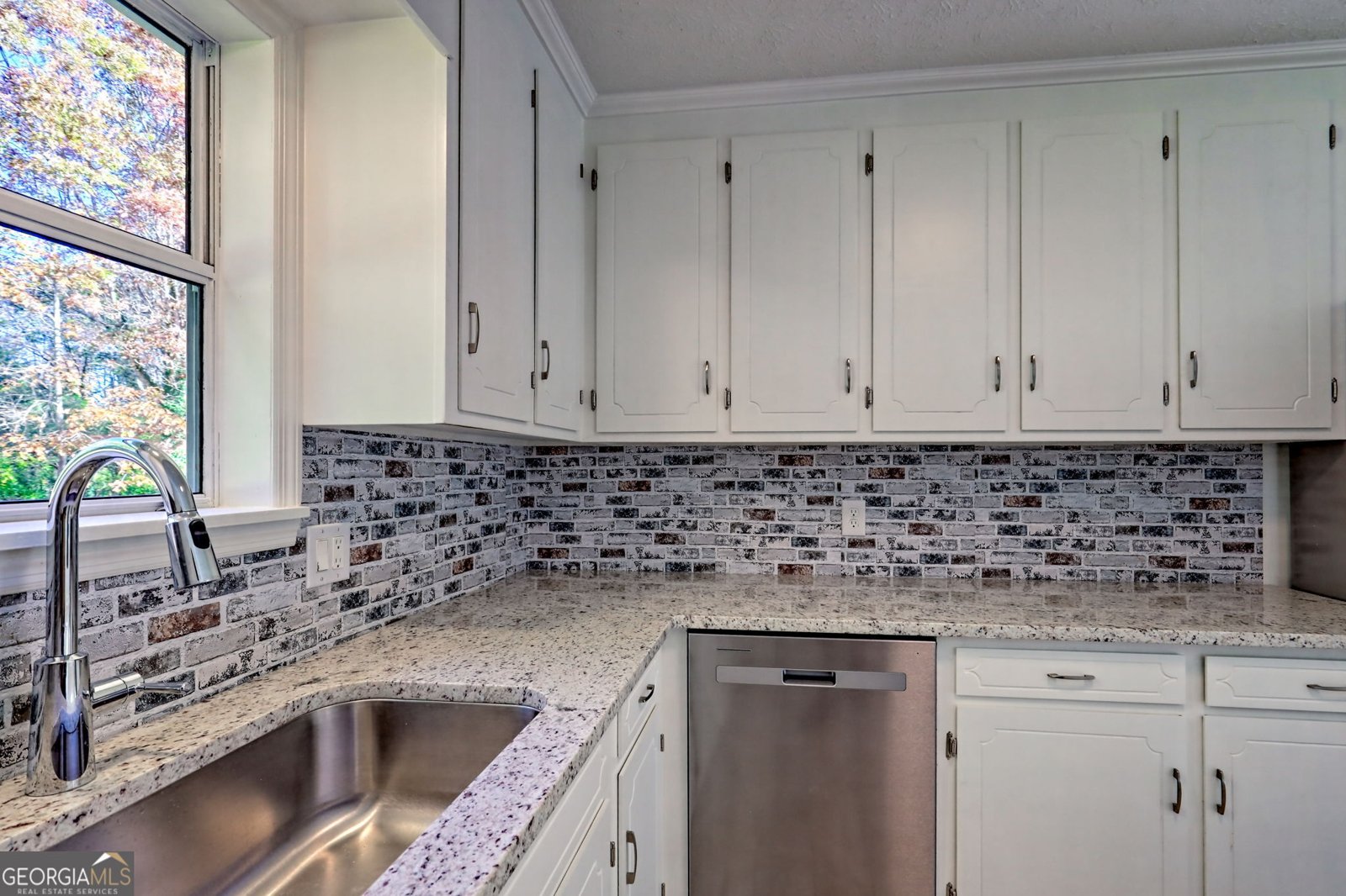 271 Modoc Drive Cornelia - 2