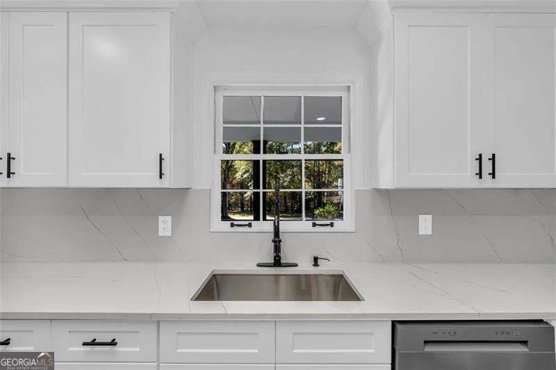 165 N MOURNING DOVE Drive Fayetteville - 49