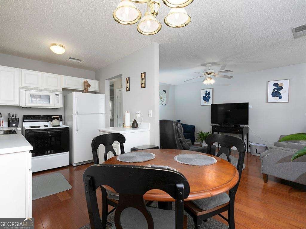 253 Gallant Court Mableton - 11