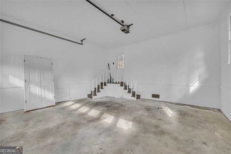 1715 BEAVERDAM Road Winterville - 31