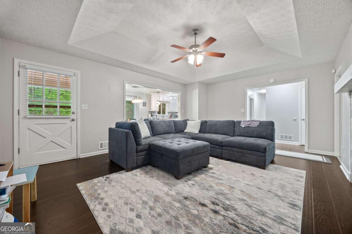 190 Helen Lane Stockbridge - 6