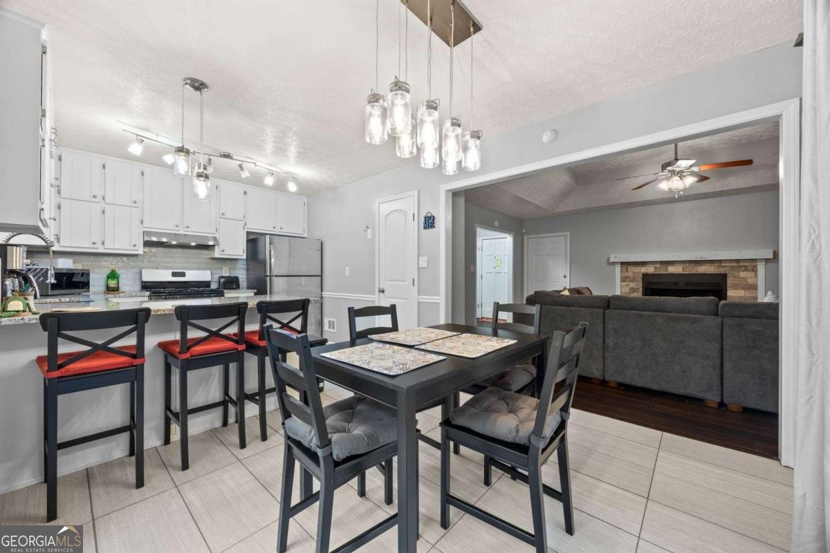 190 Helen Lane Stockbridge - 9