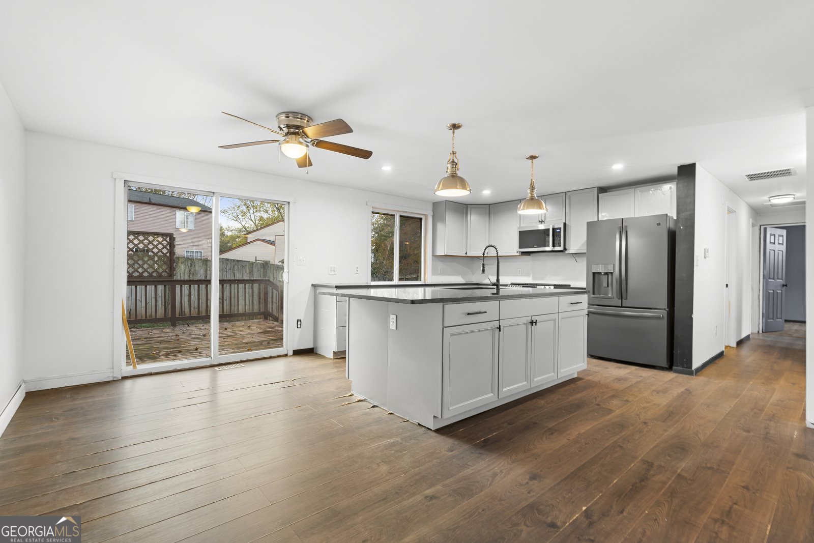 425 Worthington Hills Court Roswell - 3