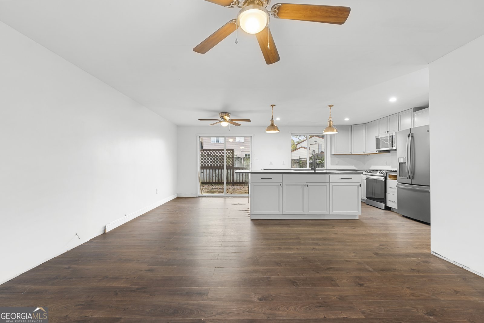 425 Worthington Hills Court Roswell - 4