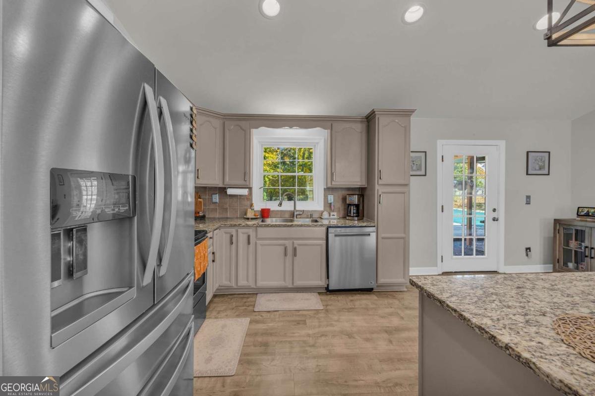 1023 Hickory Nut Lane Lawrenceville - 12