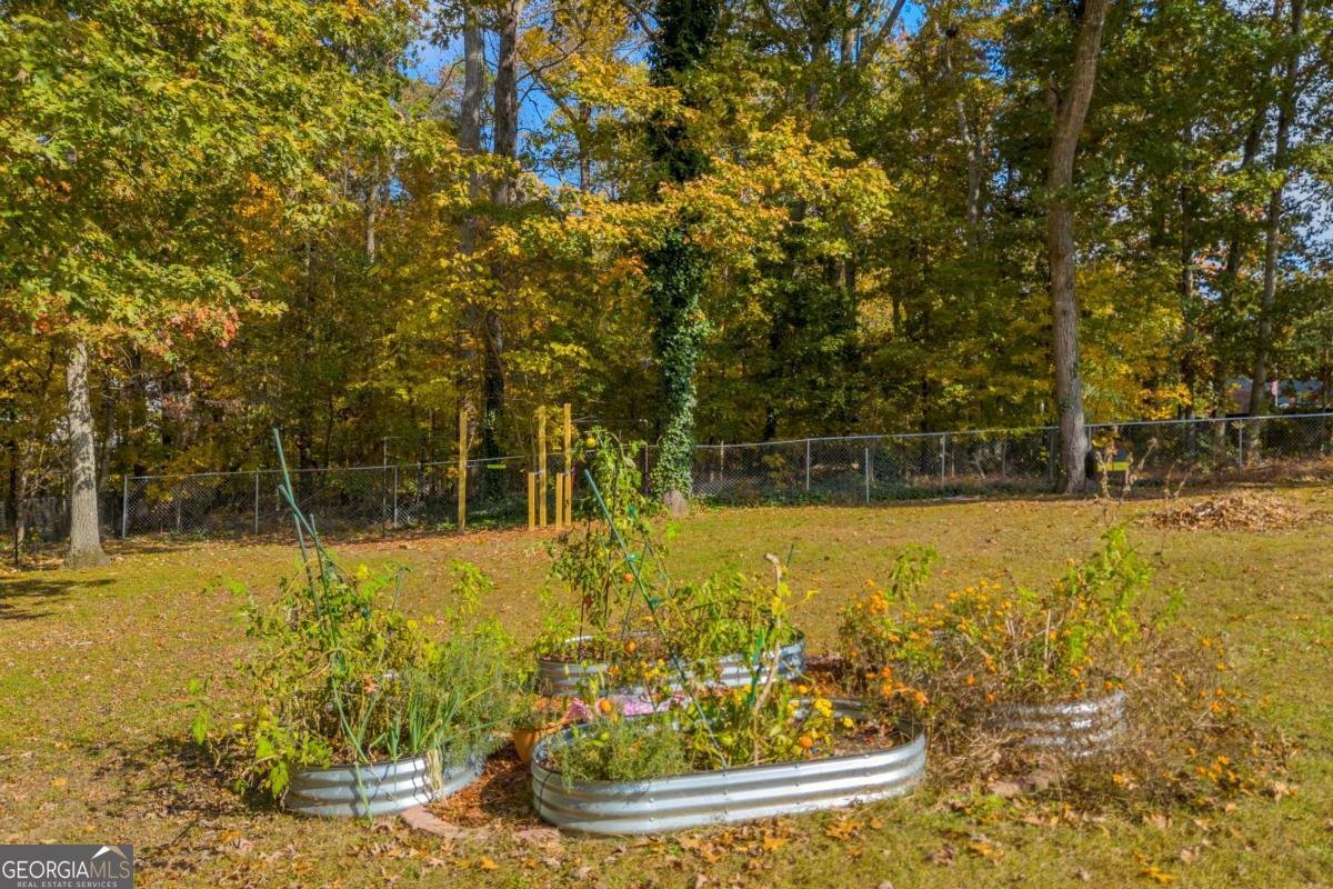 1023 Hickory Nut Lane Lawrenceville - 41