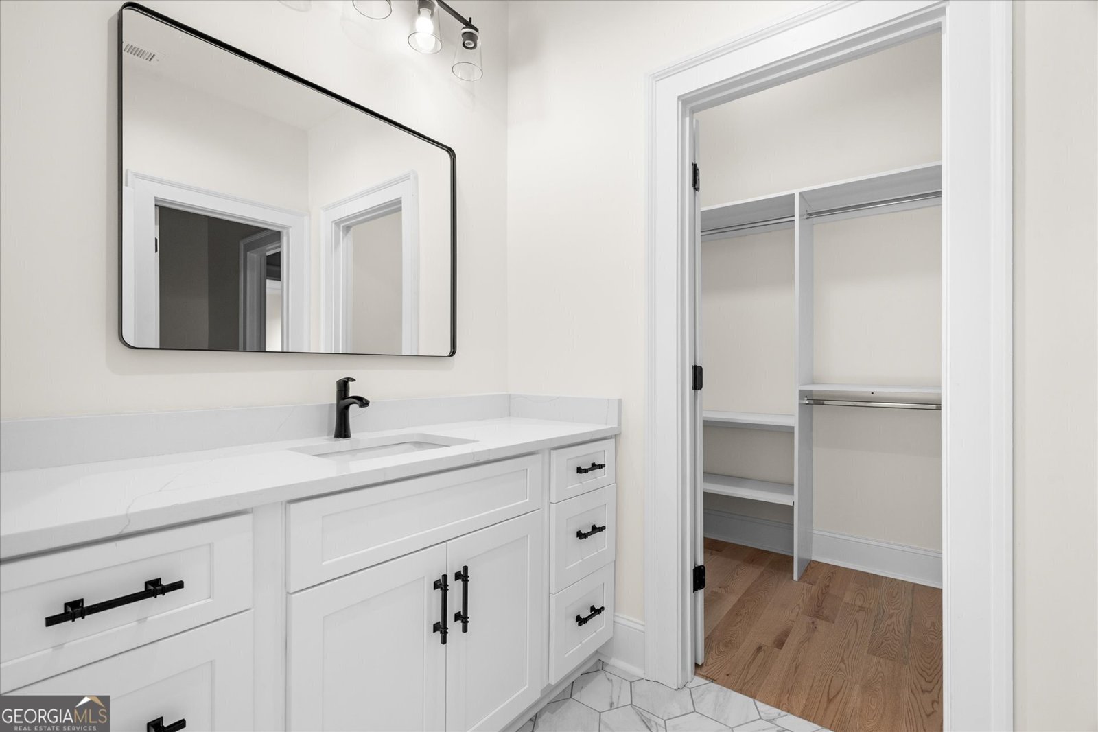 5265 Brookhollow Drive Douglasville - 39