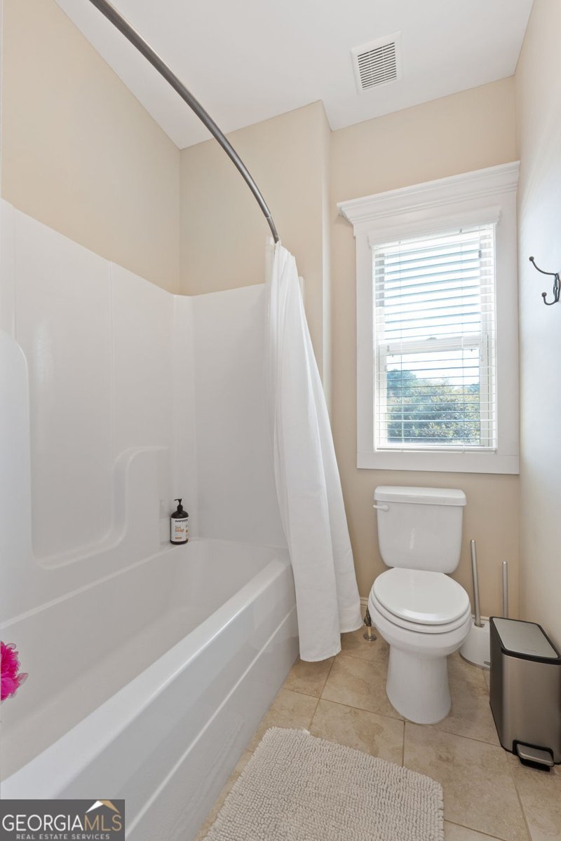 51 Christopher Road Sharpsburg - 46