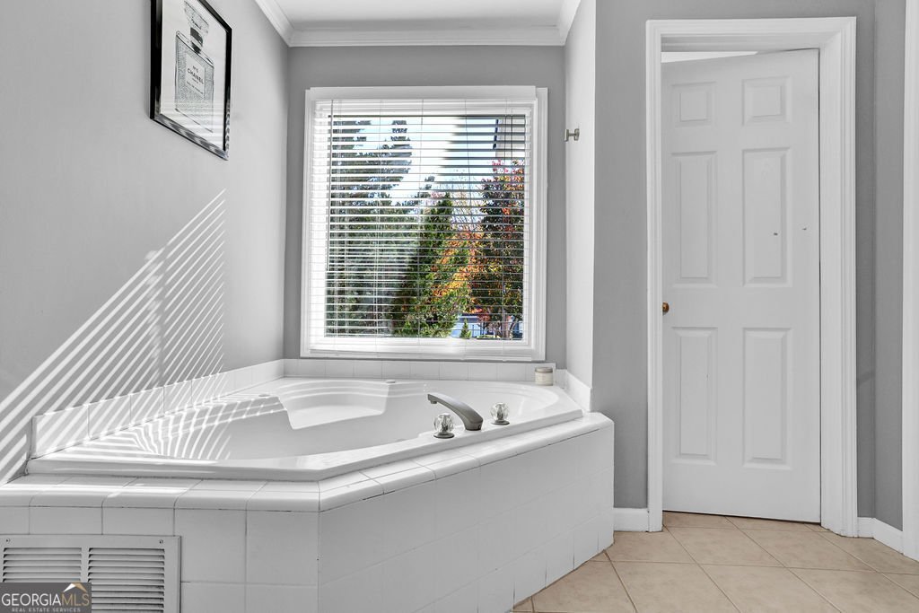 2410 Retreat Close Marietta - 25