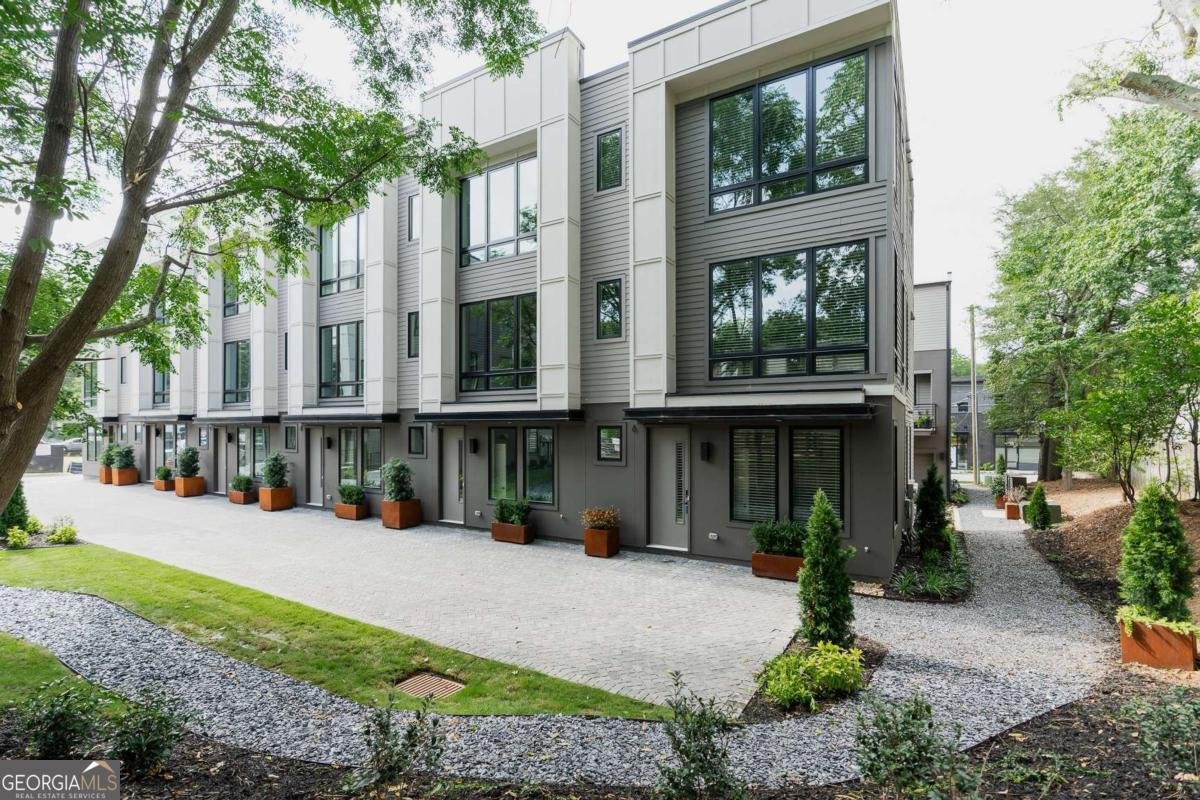 1160 Ormewood Avenue Atlanta - 2