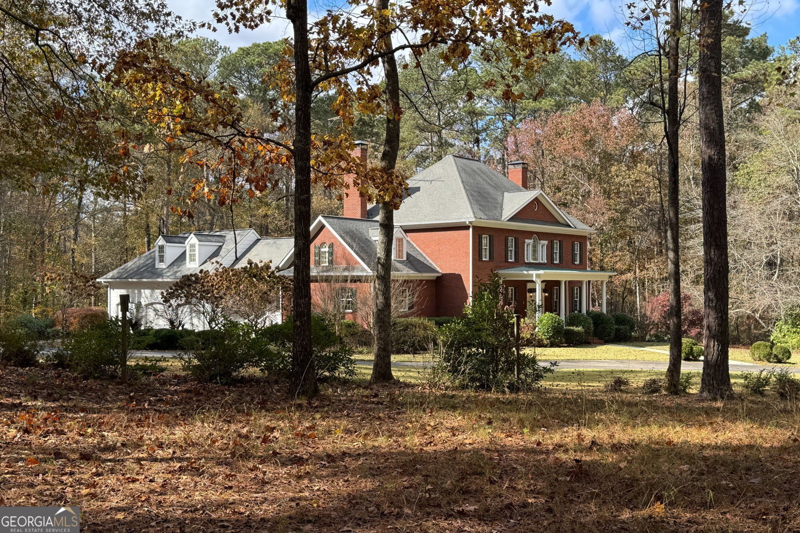 8467 Hearn Road Chattahoochee Hills - 8