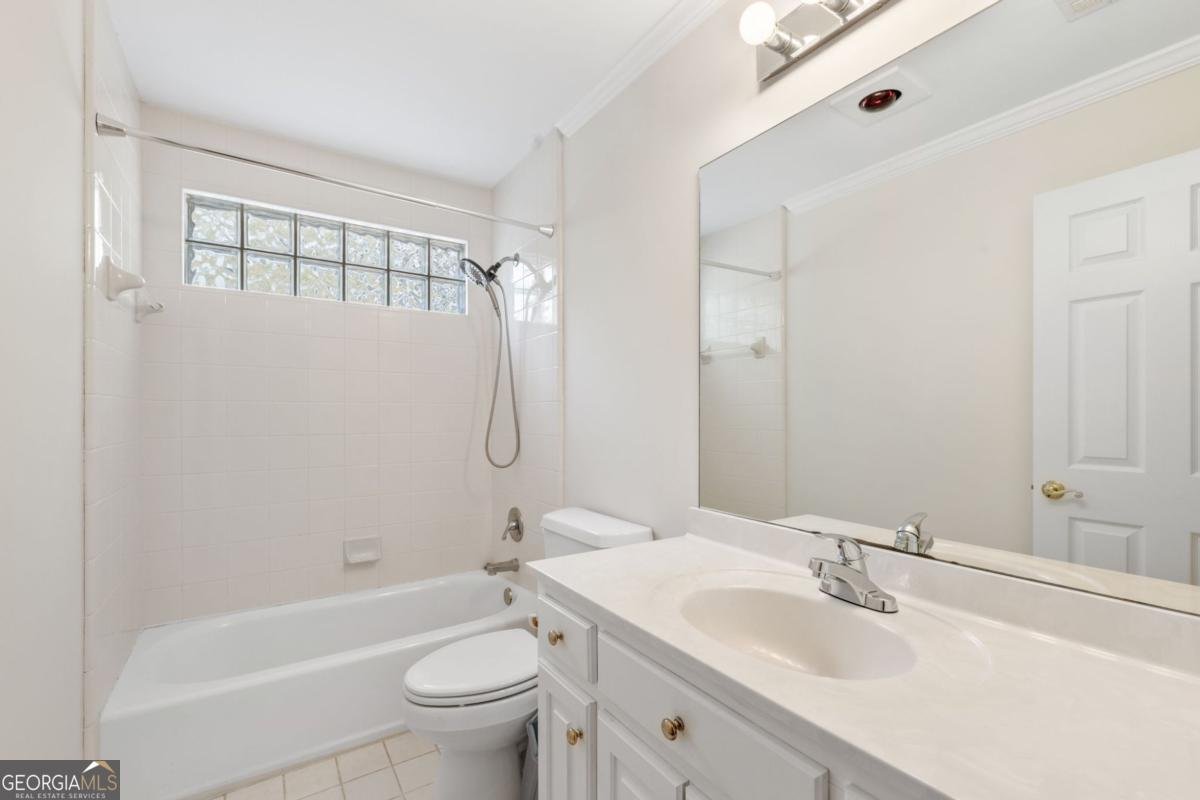 16540 Hopewell Road Alpharetta - 33