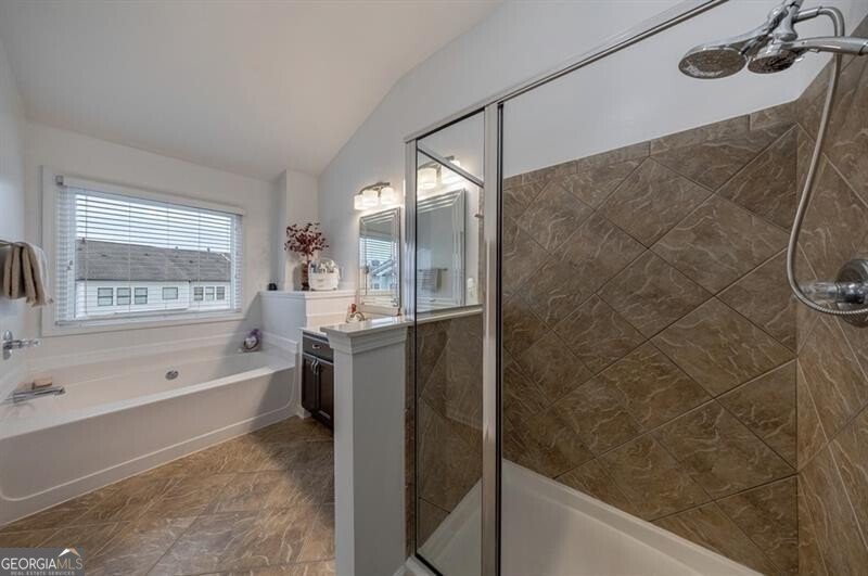 3908 Charleston Market Street Suwanee - 32