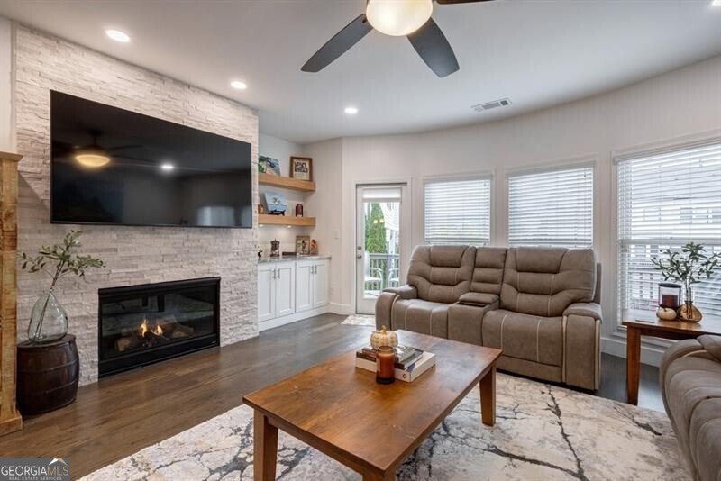 3908 Charleston Market Street Suwanee - 8