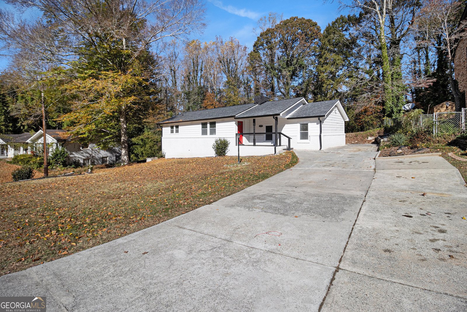 3795 King Edward Trail Atlanta - 1