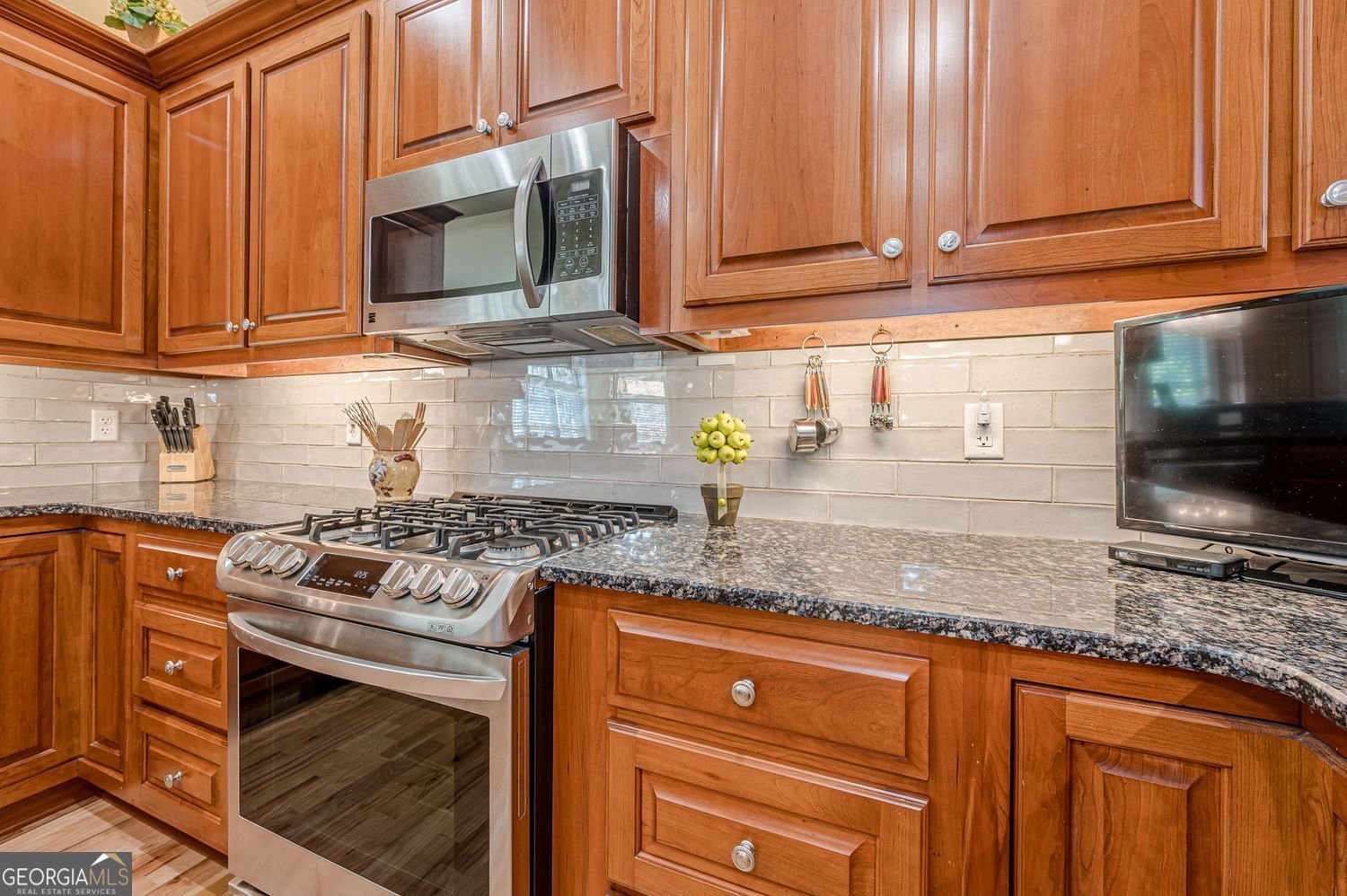 8515 Glen Lake Drive Cumming - 76