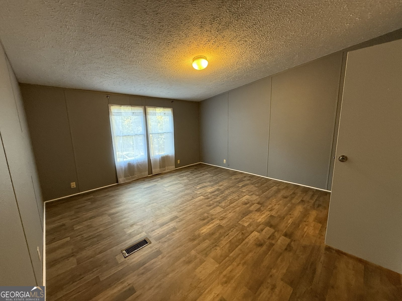 290 Forestwood Drive Macon - 11