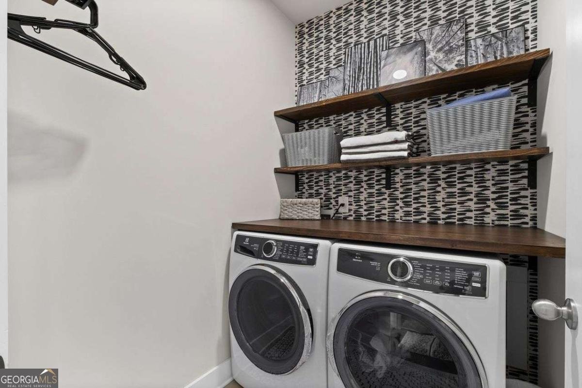 1204 Waterfall Court Cumming - 17