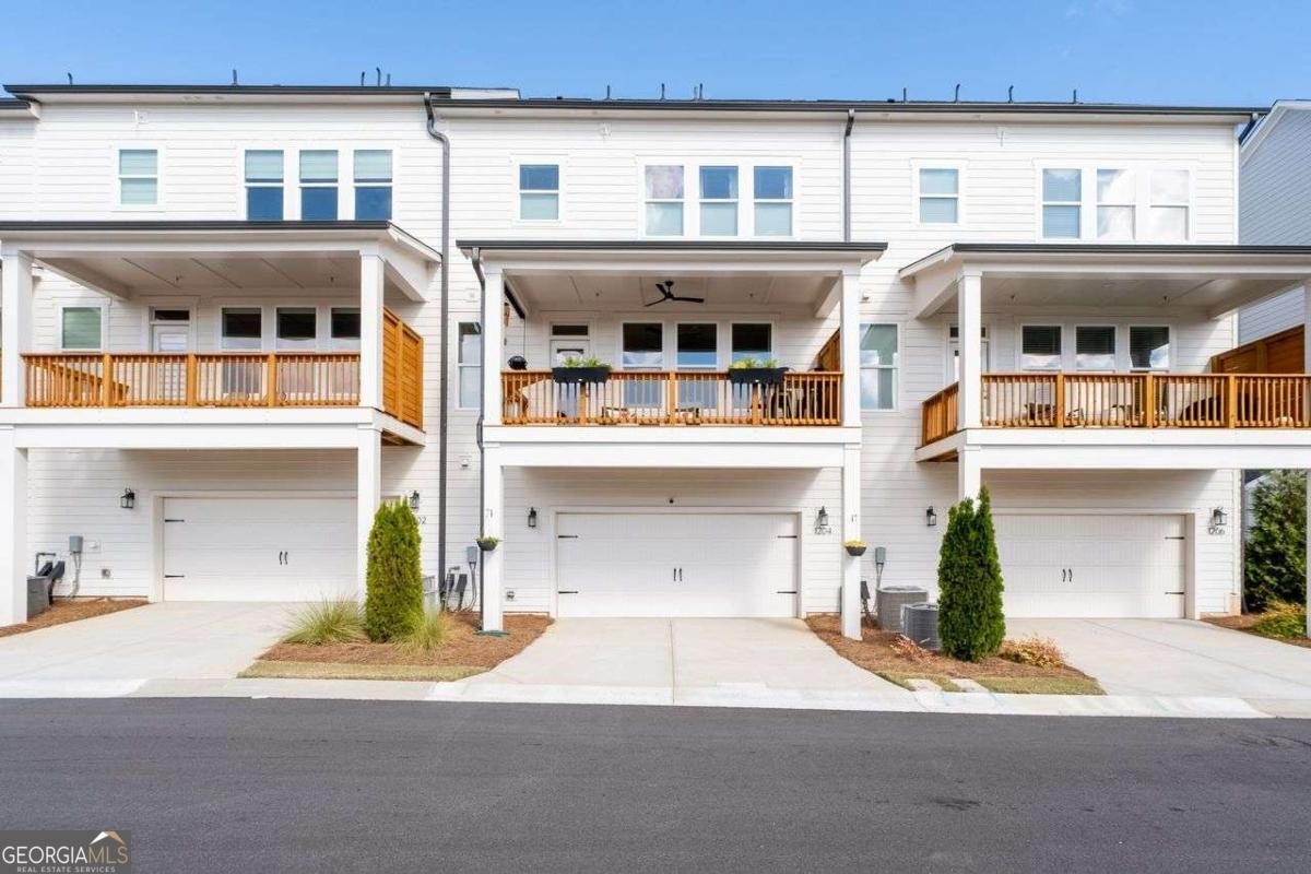 1204 Waterfall Court Cumming - 31