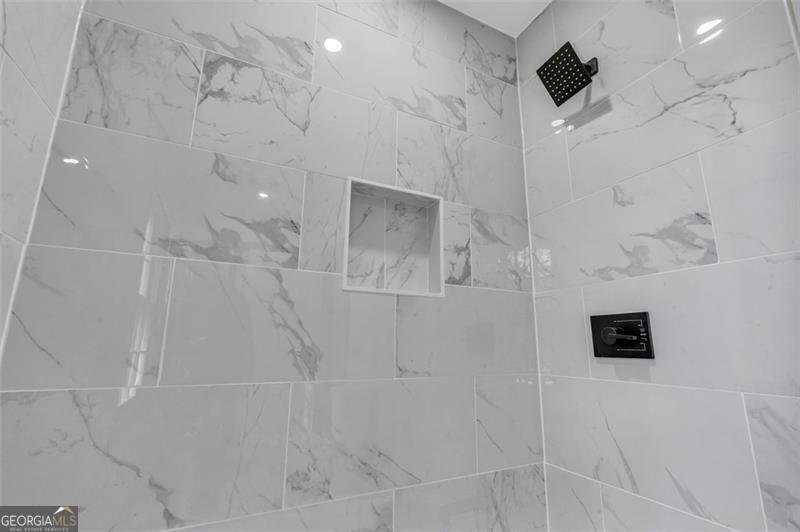 529 COLLEGE Street Jackson - 21