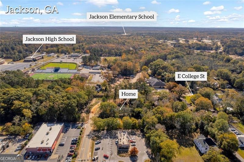 529 COLLEGE Street Jackson - 43