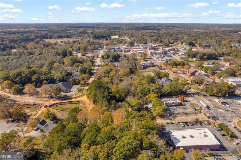 529 COLLEGE Street Jackson - 85