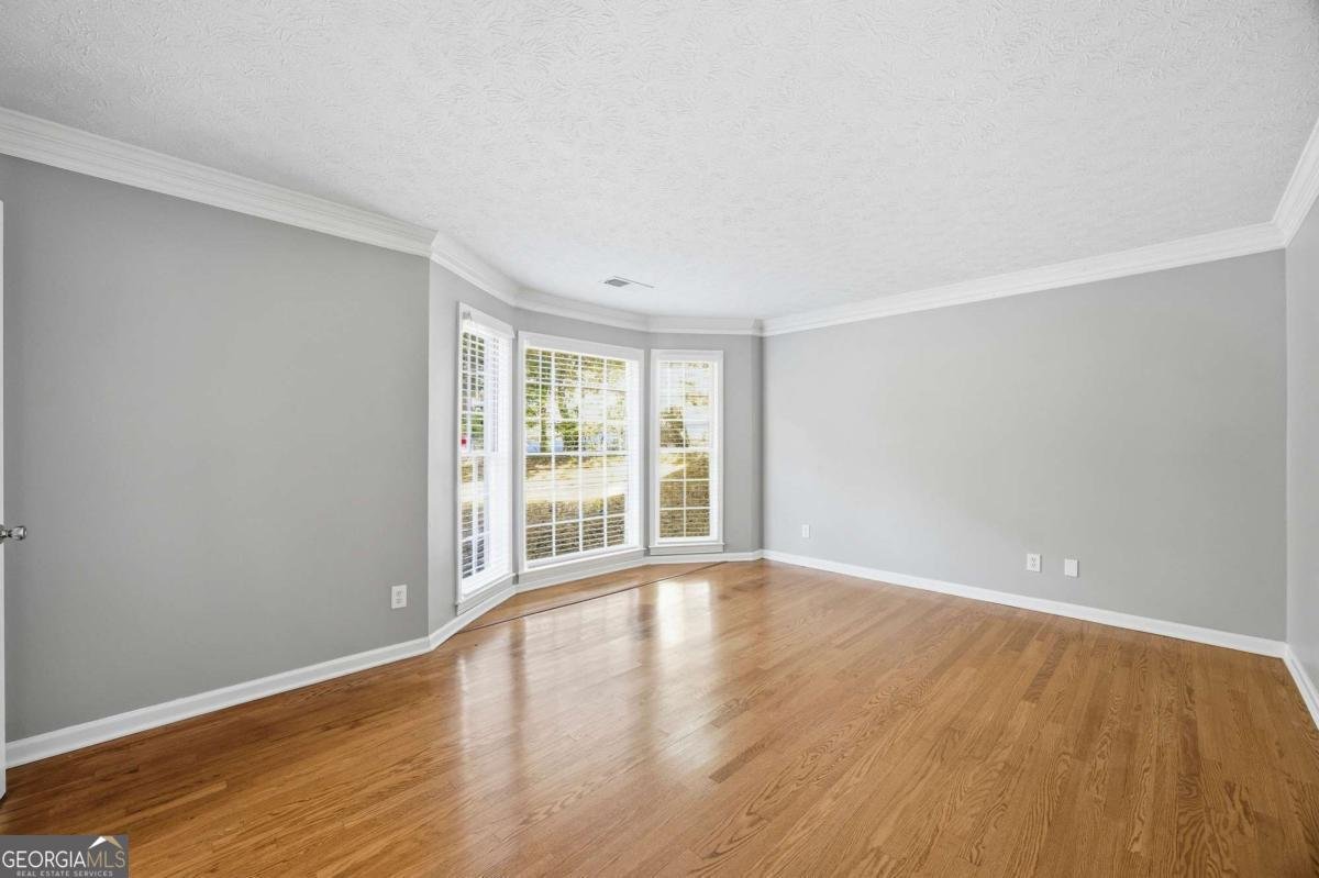 590 Ridgemont Drive Roswell - 3