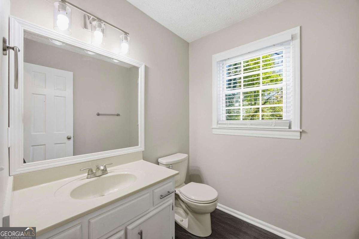 590 Ridgemont Drive Roswell - 6