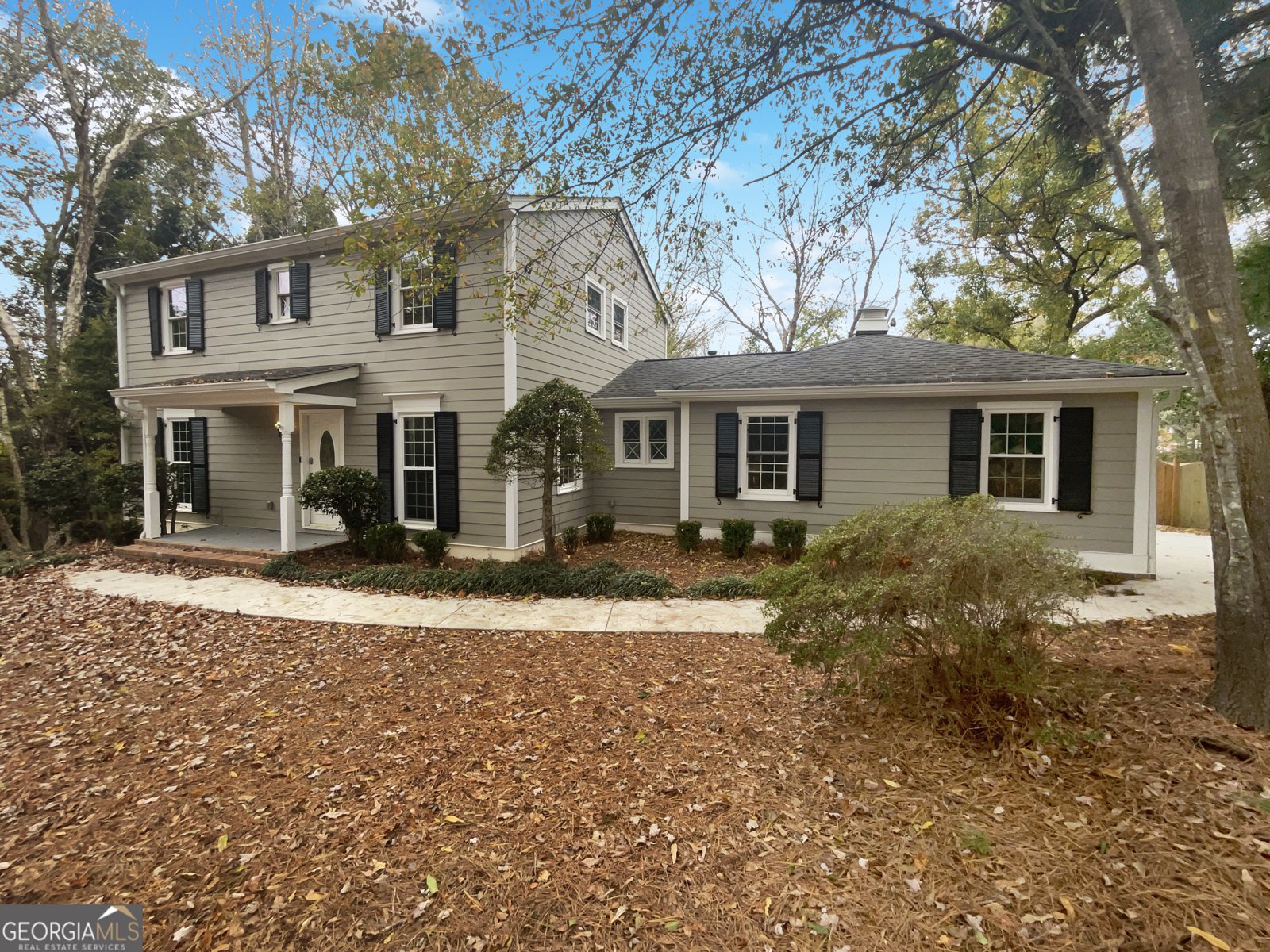 2824 Fontainebleau Drive Atlanta - 1