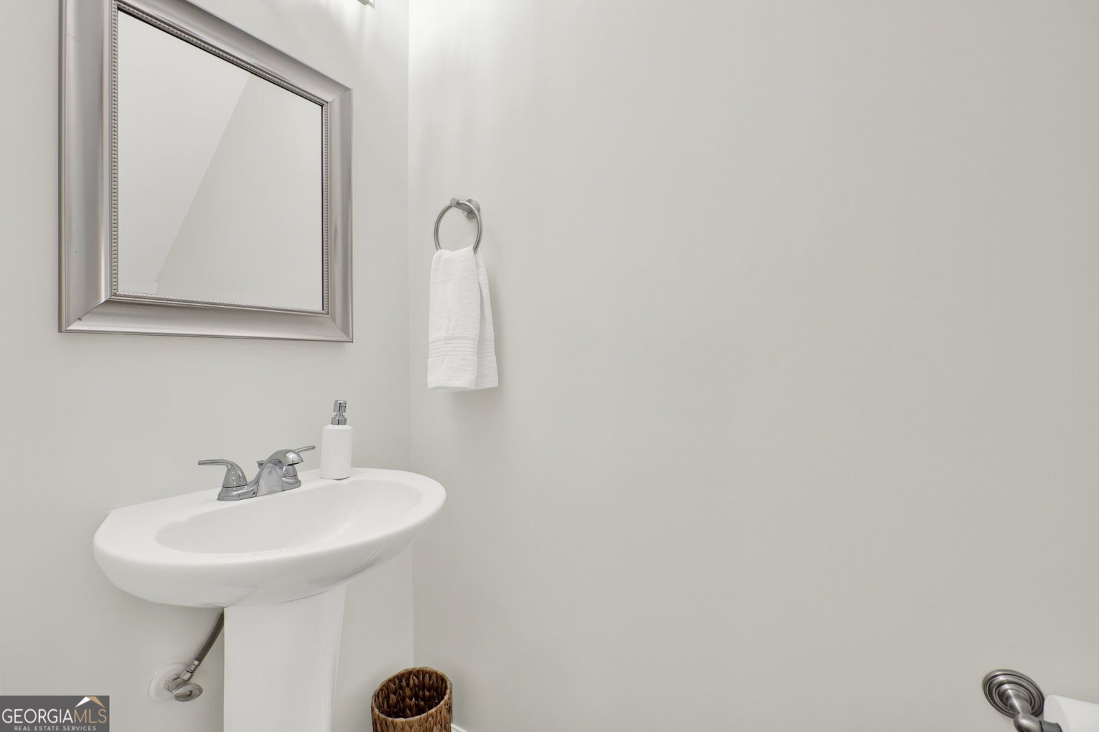 222 Buckland Drive Alpharetta - 27