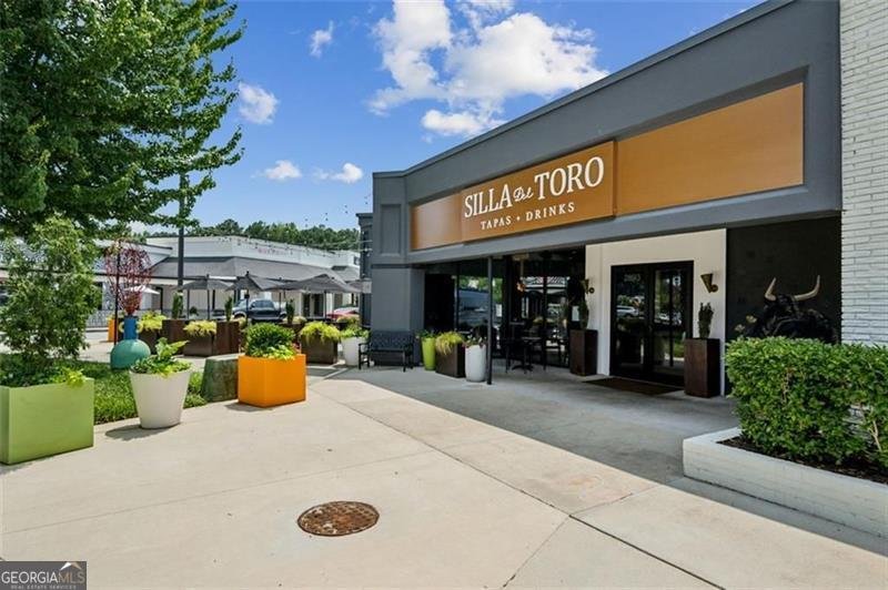 2090 Emmet Park Lane Decatur - 31