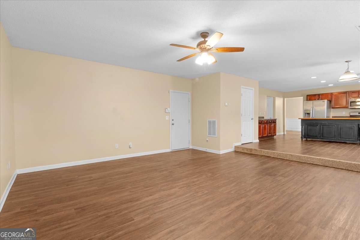 4909 Lily Stem Drive Auburn - 22