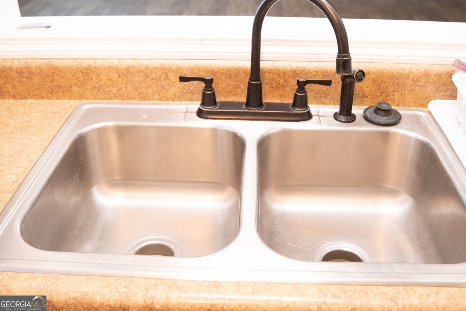 943 Madison Avenue Valdosta - 33