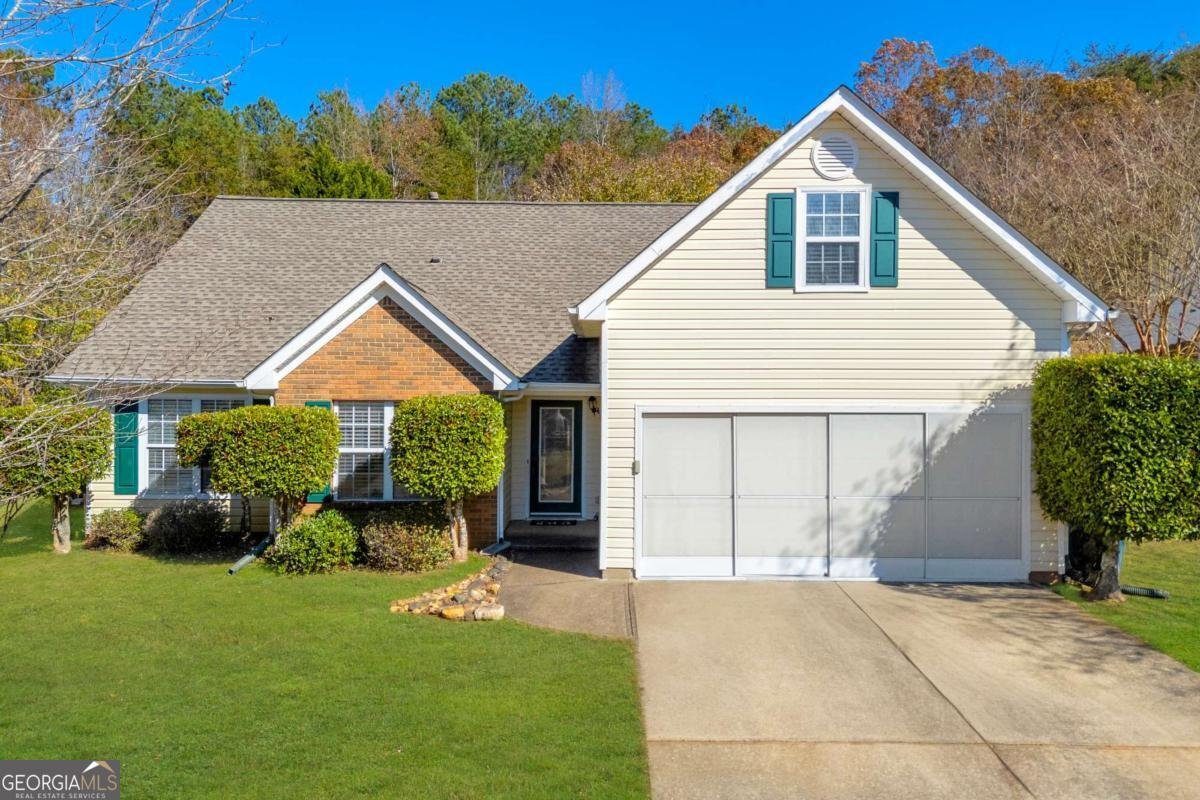 6225 Port Drive Flowery Branch - 1