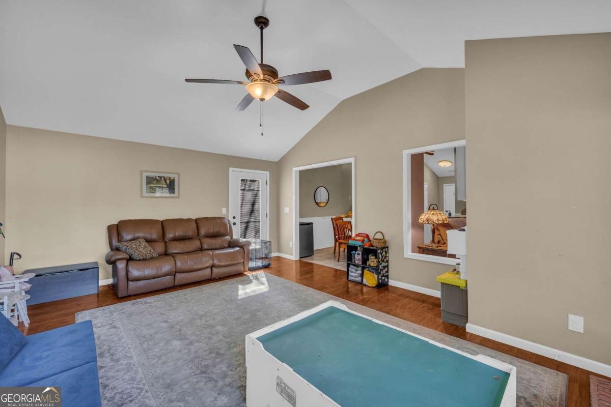 6225 Port Drive Flowery Branch - 13