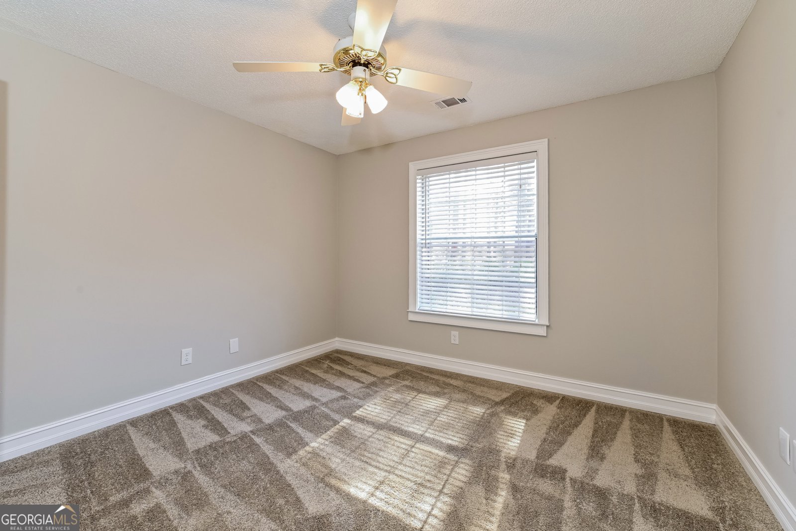 106 Emerald Lane Hampton - 5