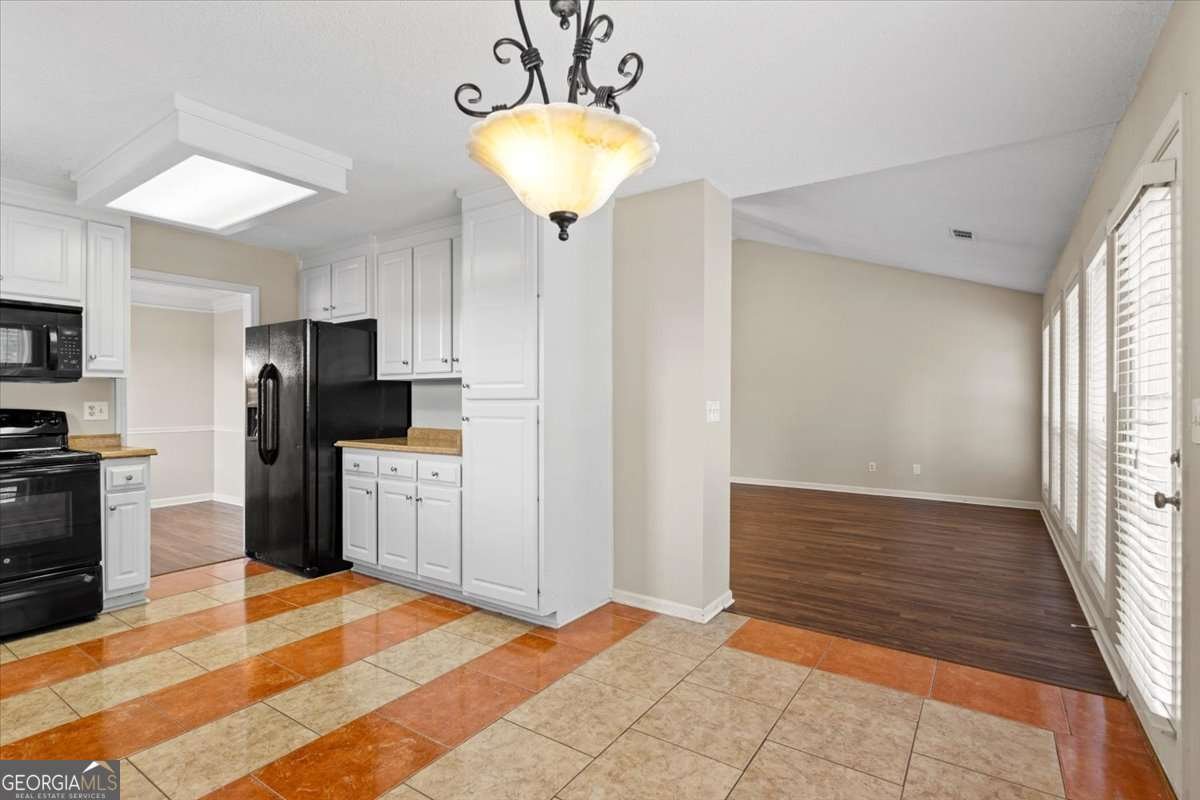 2592 Freemans Walk Path Dacula - 1