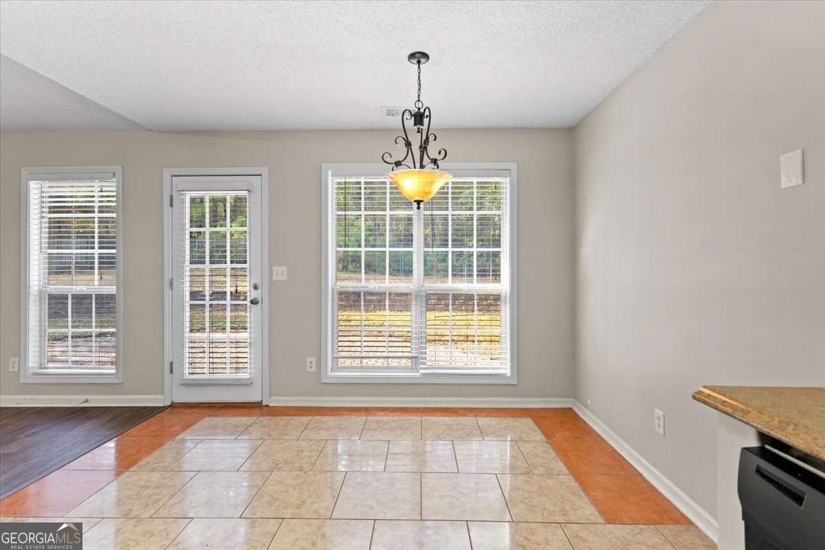 2592 Freemans Walk Path Dacula - 38