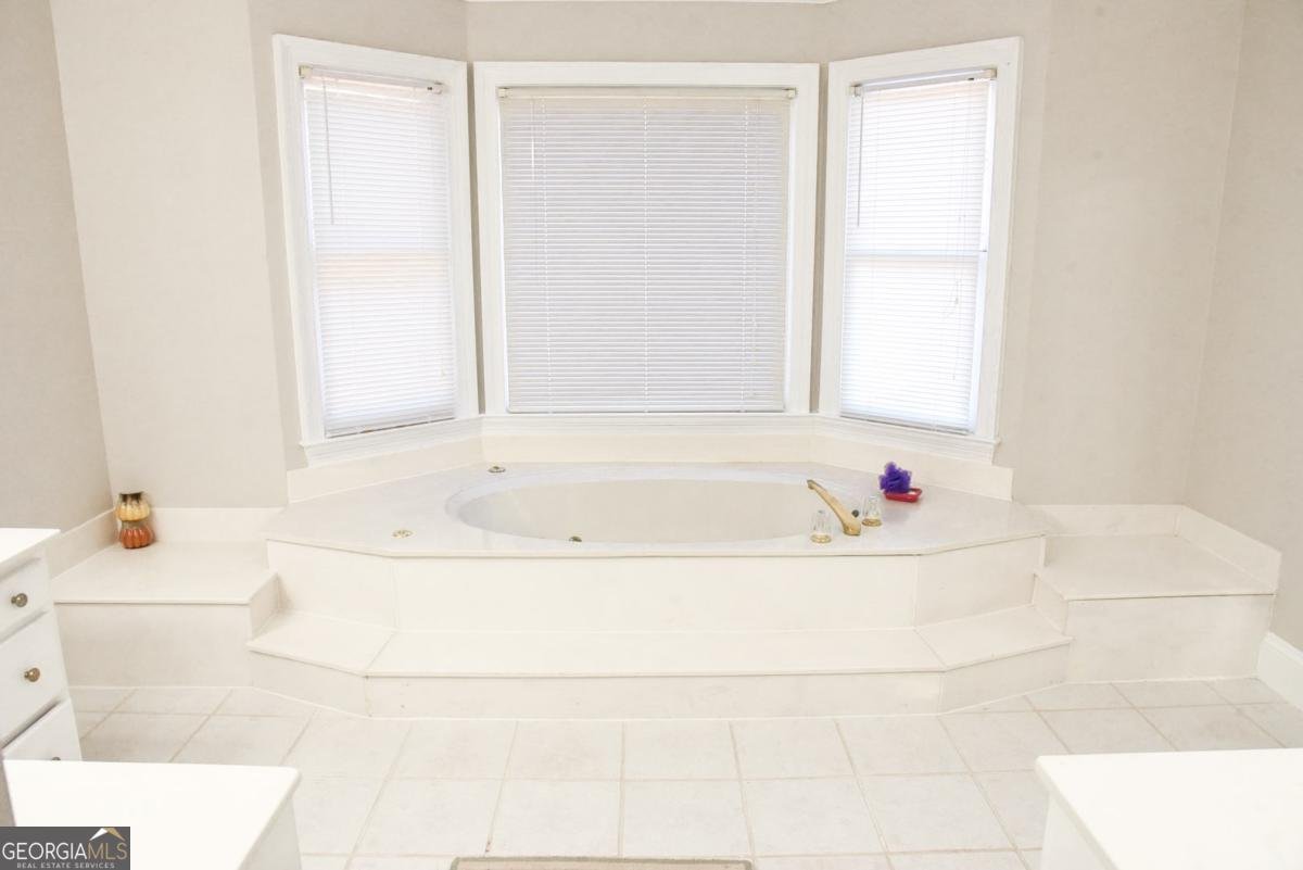 100 Acorn Ridge Fayetteville - 36