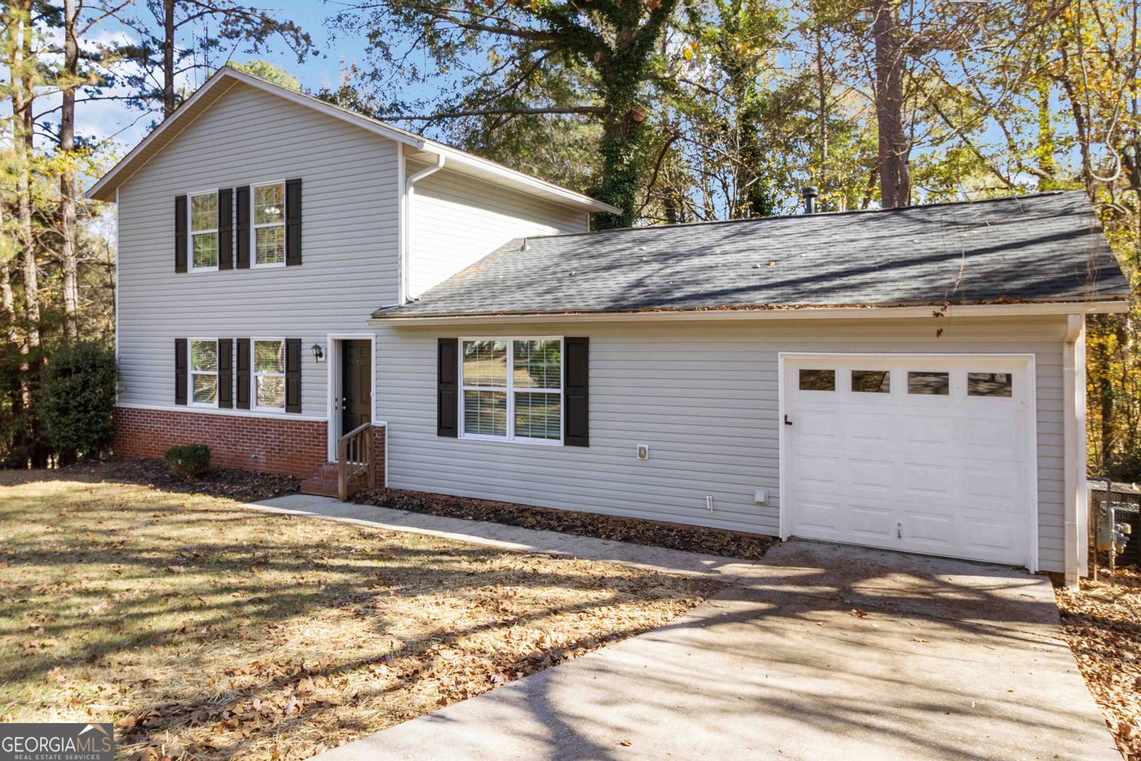 4046 Shane Trail Ellenwood - 2